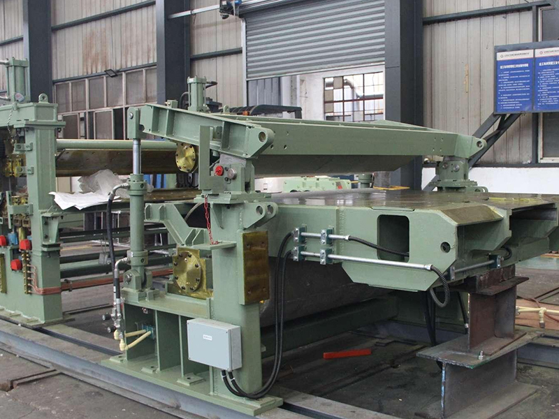 入口转向夹送辊及直头机